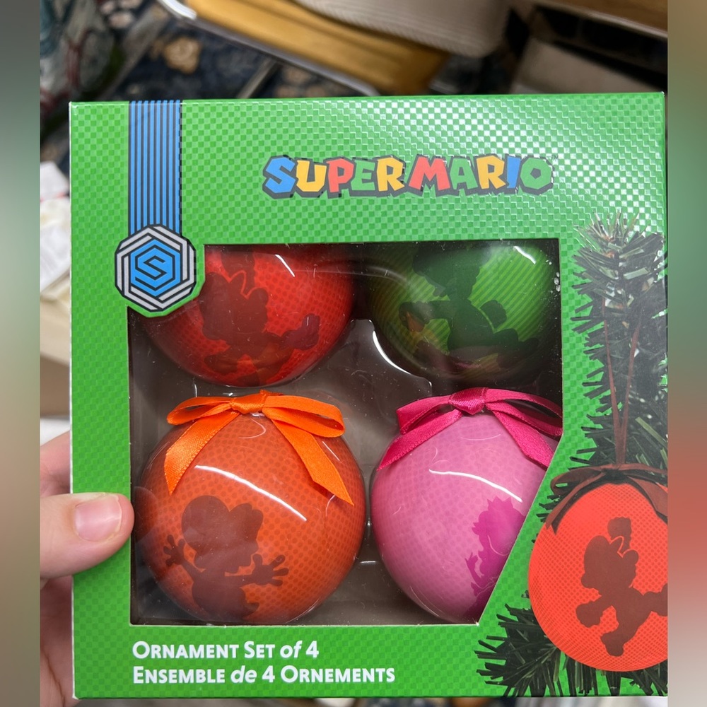 Super Mario four ornament set, NIB